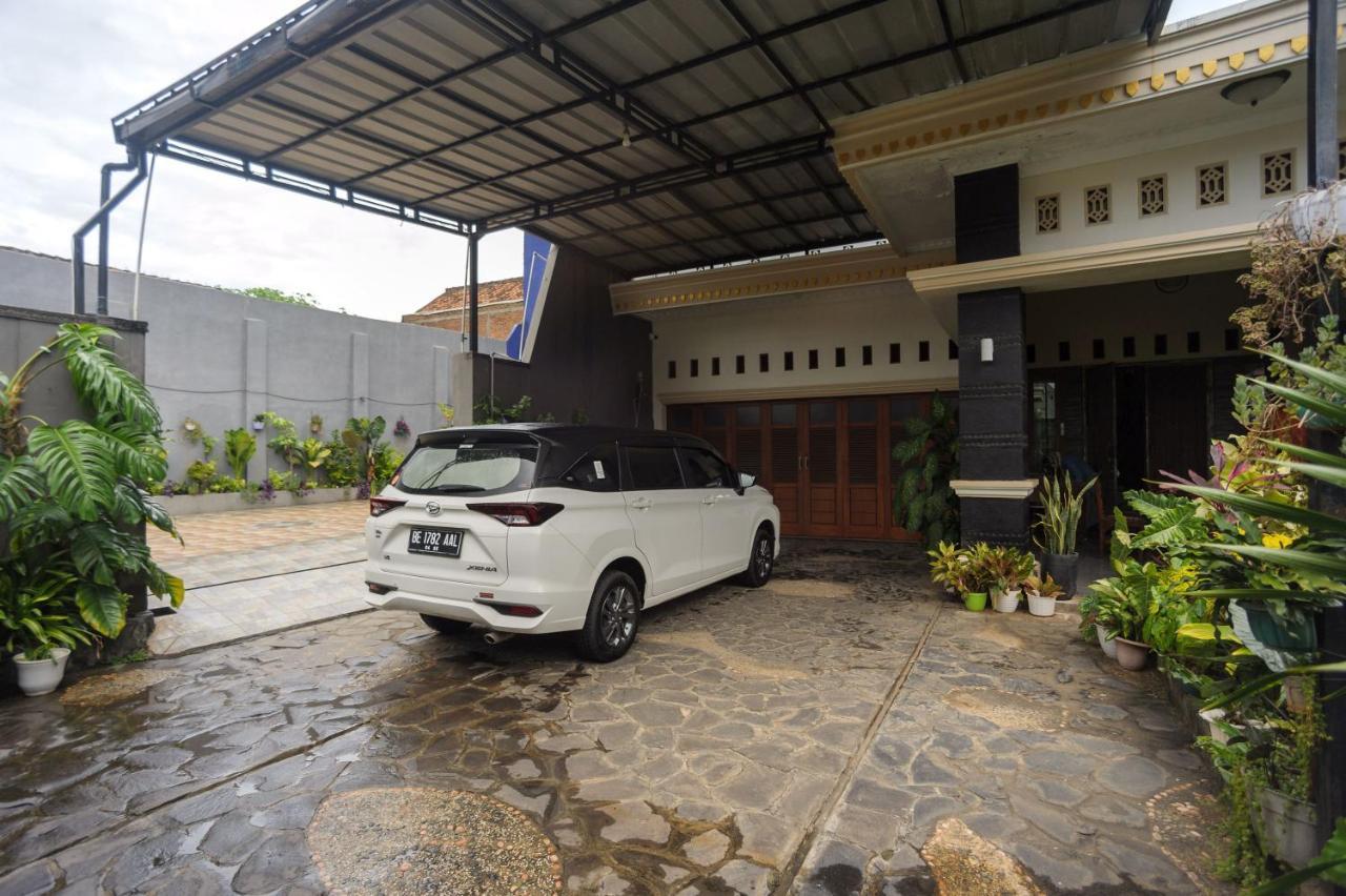 Reddoorz Syariah Near Rs Advent Bandar Lampung Ξενοδοχείο Εξωτερικό φωτογραφία