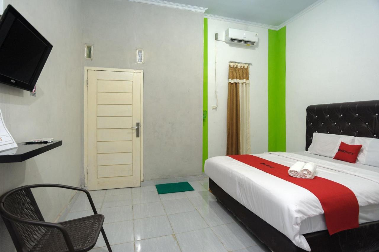 Reddoorz Syariah Near Rs Advent Bandar Lampung Ξενοδοχείο Εξωτερικό φωτογραφία